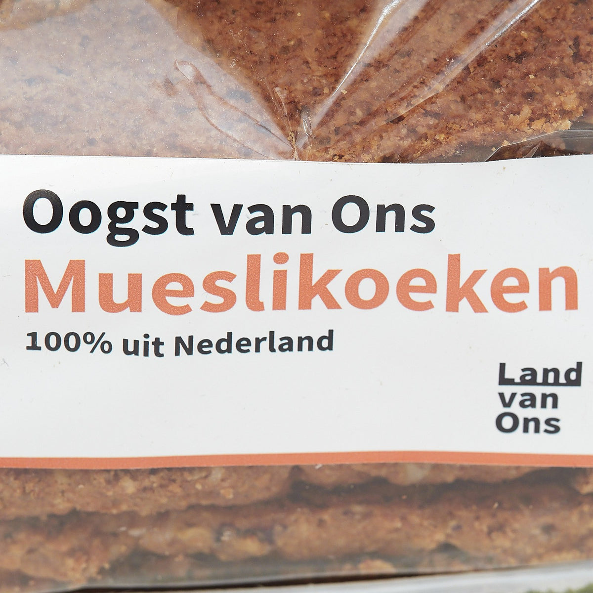 Verpakking van de mueslikoeken van Land van Ons, 100% uit Nederland