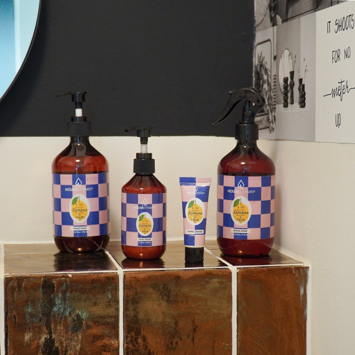 Handzeep Citroen, Bergamot en Basilicum naast handcrème en roomspray in dezelfde print
