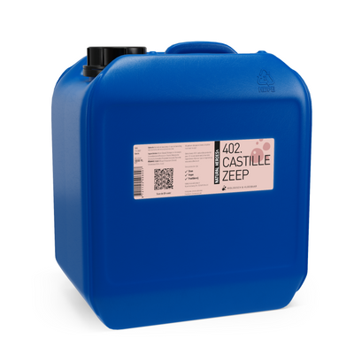 Castillezeep van Natural Heroes in een blauwe jerrycan van 10 liter