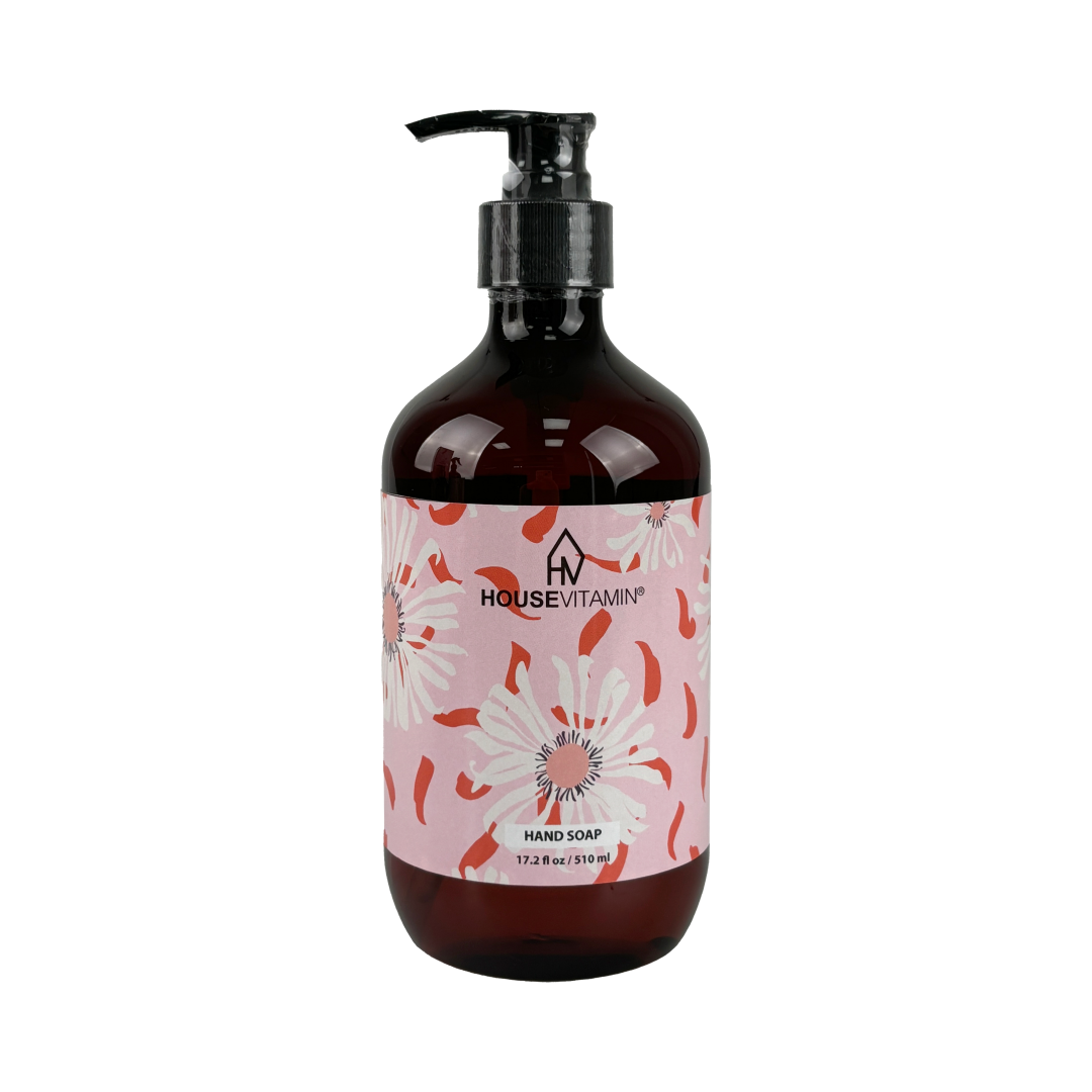 Vegan handzeep Pioenroos van Housevitamin, bruine pompfles met bloemenprint
