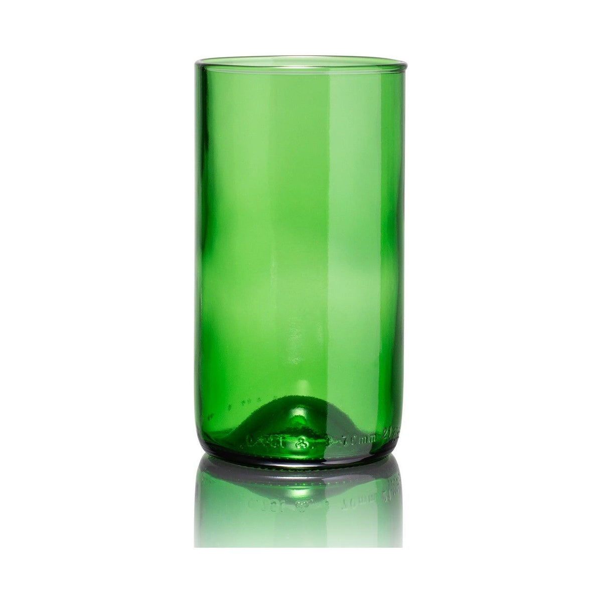 Hoog flessengroen drinkglas van Rebottled, model curve, gemaakt van een gebruikte wijnfles