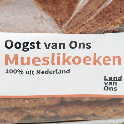 Verpakking van de mueslikoeken van Land van Ons, 100% uit Nederland