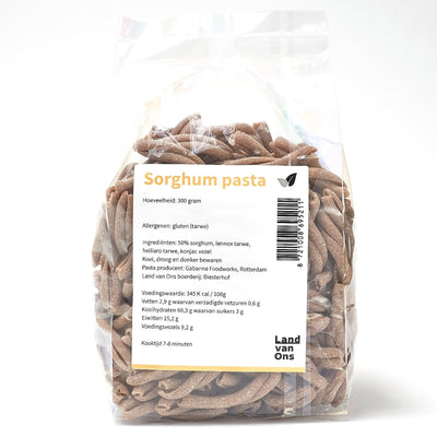 Etiket van de sorghumpasta met ingrediënten, allergenen en kooktijd