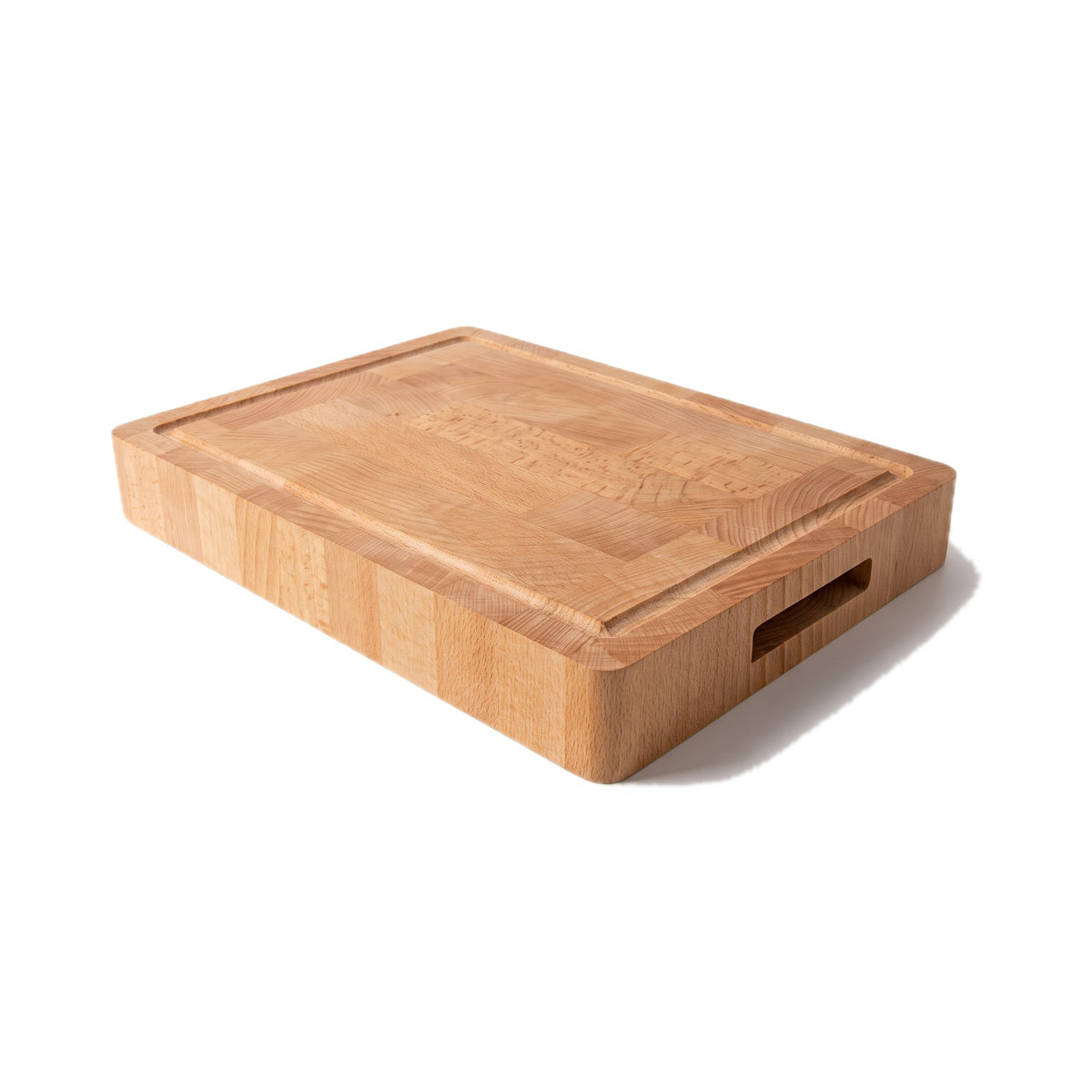 Snijplank met handgrepen - Beukenhouten - 36×26 cm op een witte achtergrond