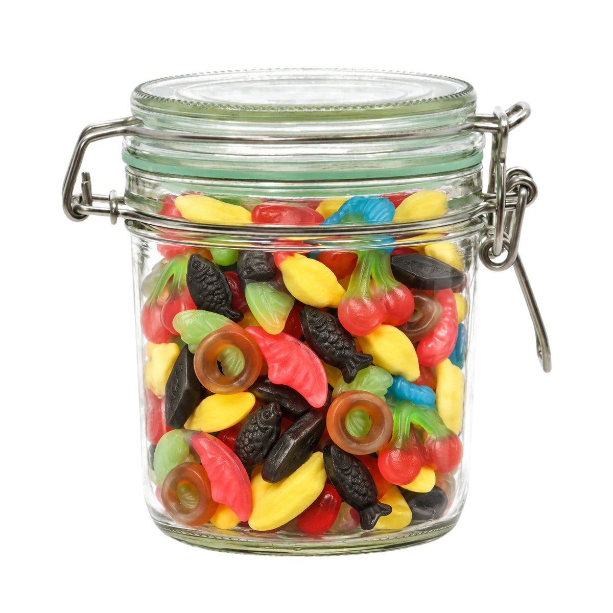 Gevulde weckpot (kindermix) op een witte achtergrond